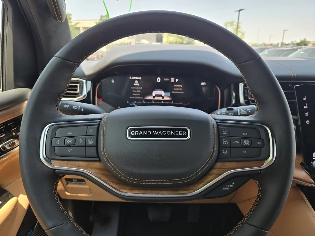 New 2026 Bright White Clearcoat Jeep Summit Reserve image 15