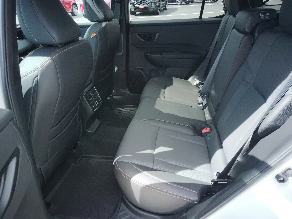 New 2026 CRYSTAL WHITE PEARL Subaru Wilderness image 12
