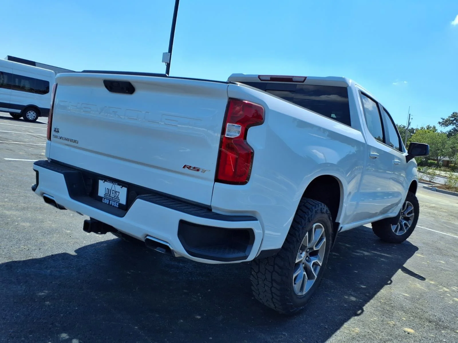 Used 2024 Summit White Chevrolet RST image 34