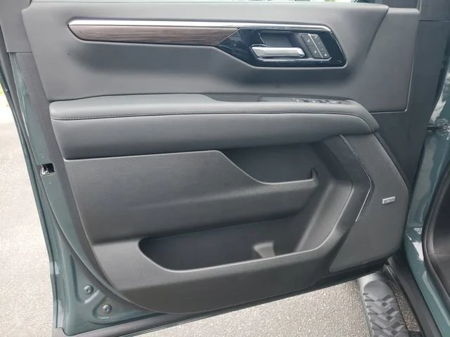 Used 2026 Cypress Gray Chevrolet Z71 image 8