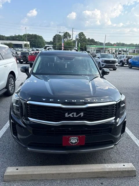 Certified Used 2022 Black Kia EX image 2