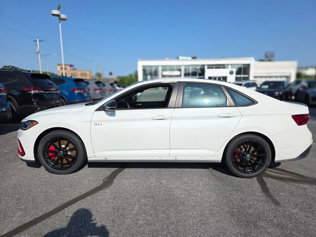 2026 Volkswagen Jetta GLI Autobahn - Photo 8