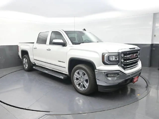 Used 2018 White GMC SLT image 10