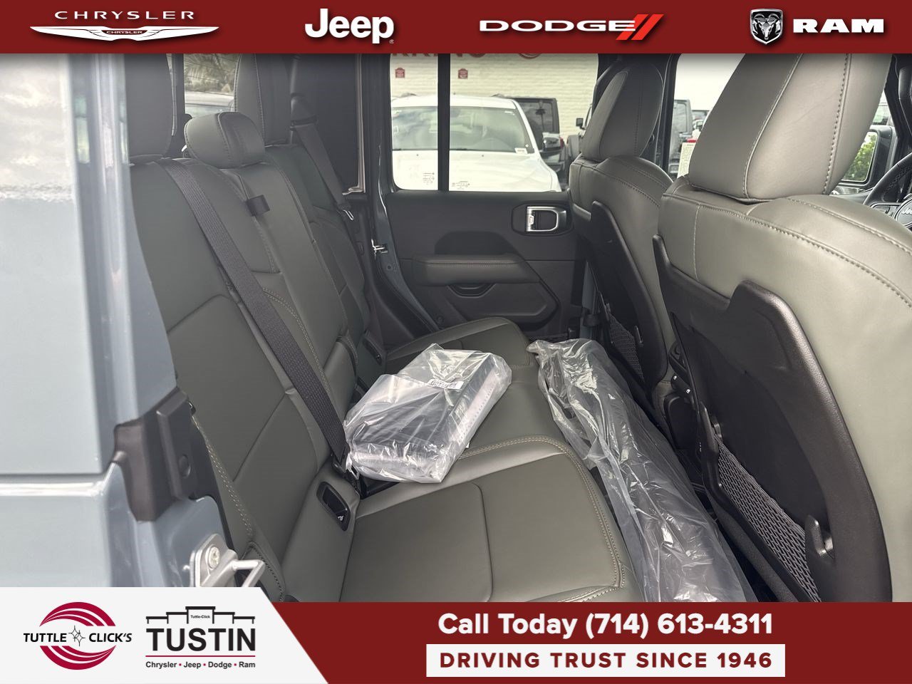 New 2026 Anvil Clear-Coat Exterior Paint Jeep Mojave X image 23