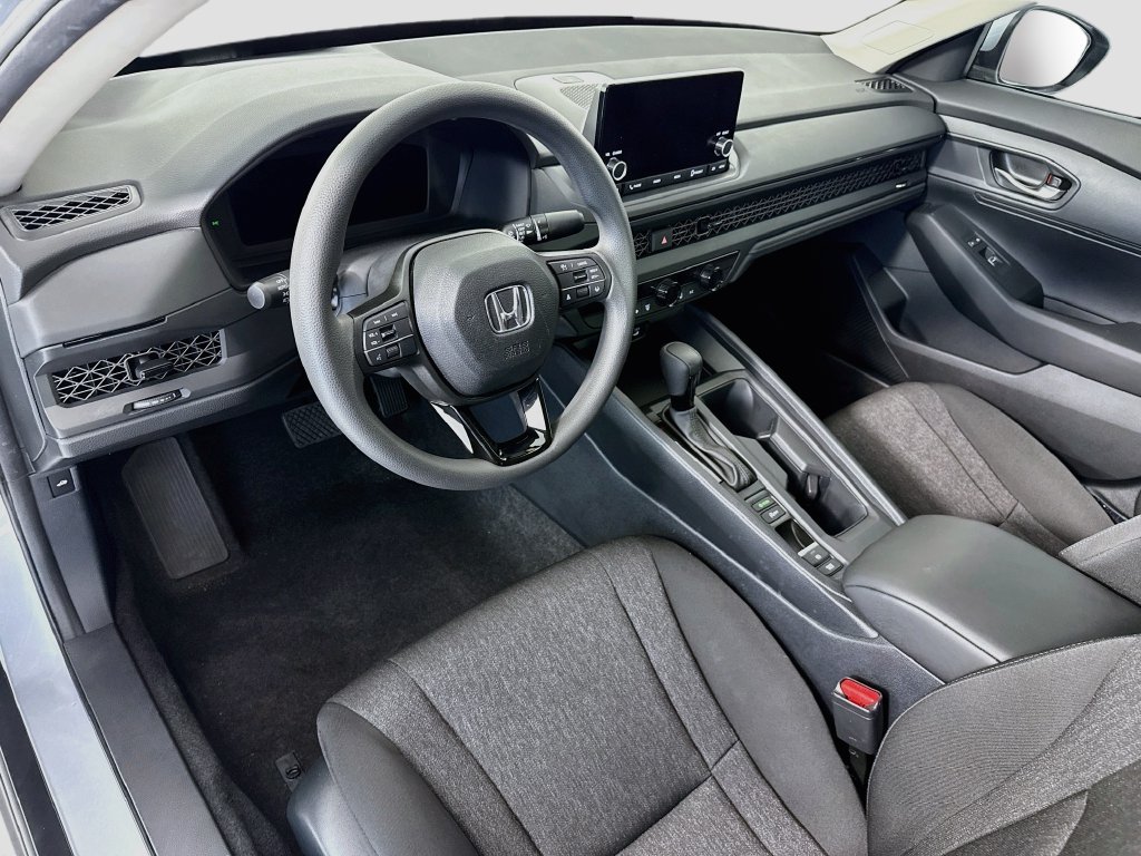 2024 Honda Accord LX - Photo 9