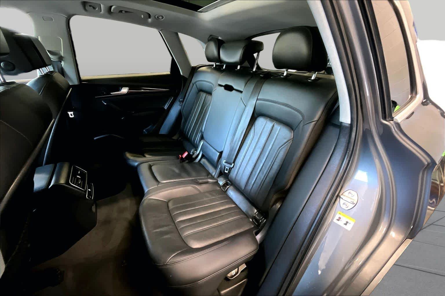 Used 2018 Monsoon Gray Metallic Audi Premium Plus image 21