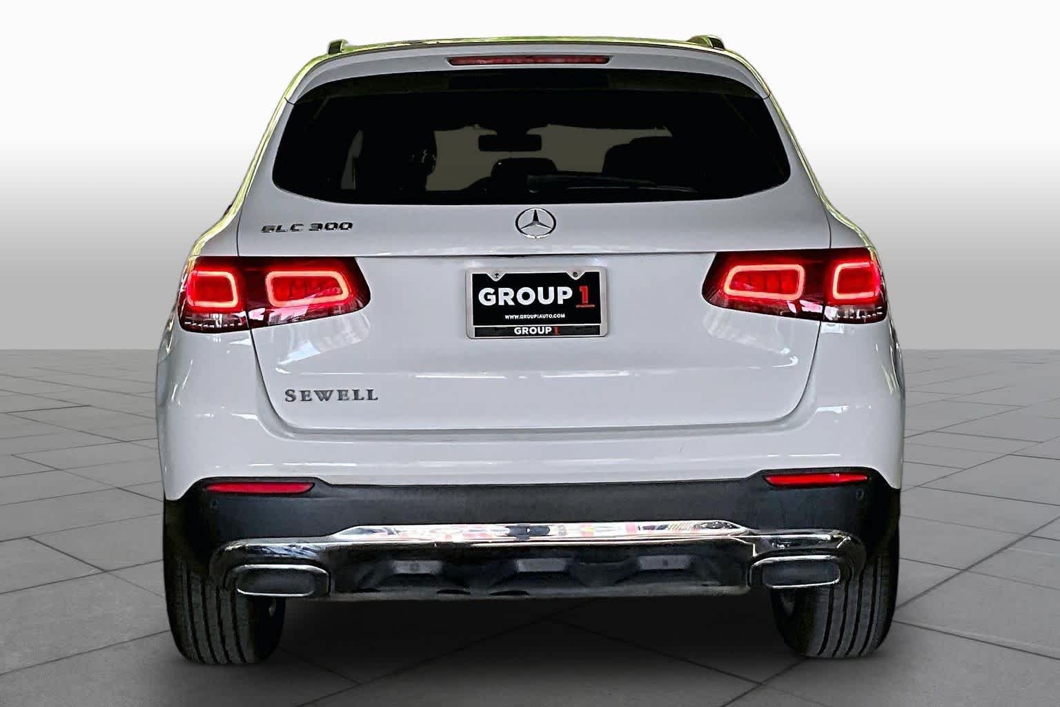 Used 2021 Polar White Mercedes-Benz GLC 300 image 4