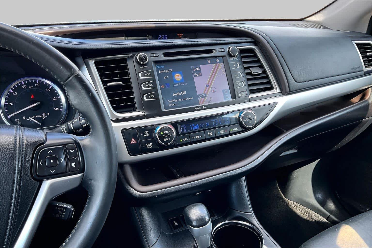 Used 2015 Predawn Gray Mica Toyota XLE image 7