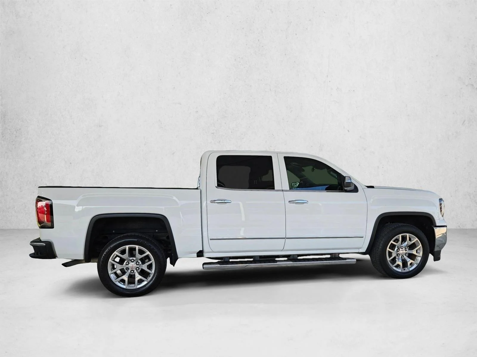 Used 2017 Summit White GMC SLT image 5