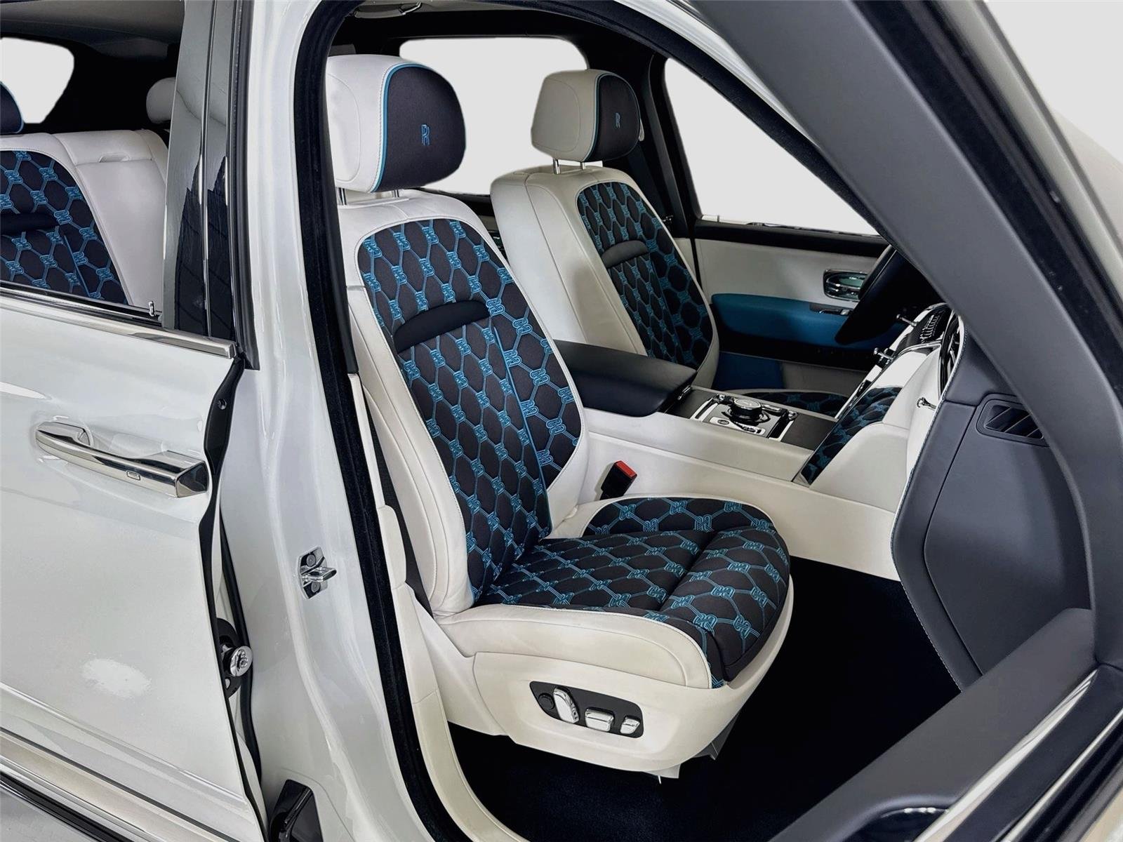 Used 2025 English White Rolls-Royce 26