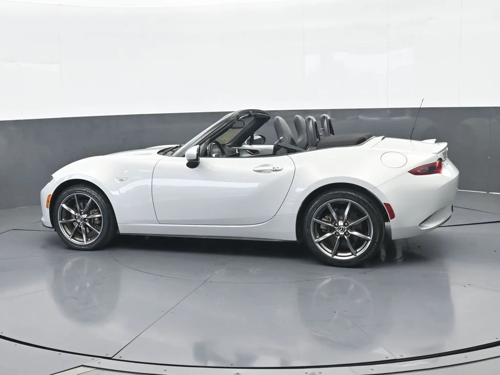 2016 Mazda MX-5 Miata Grand Touring