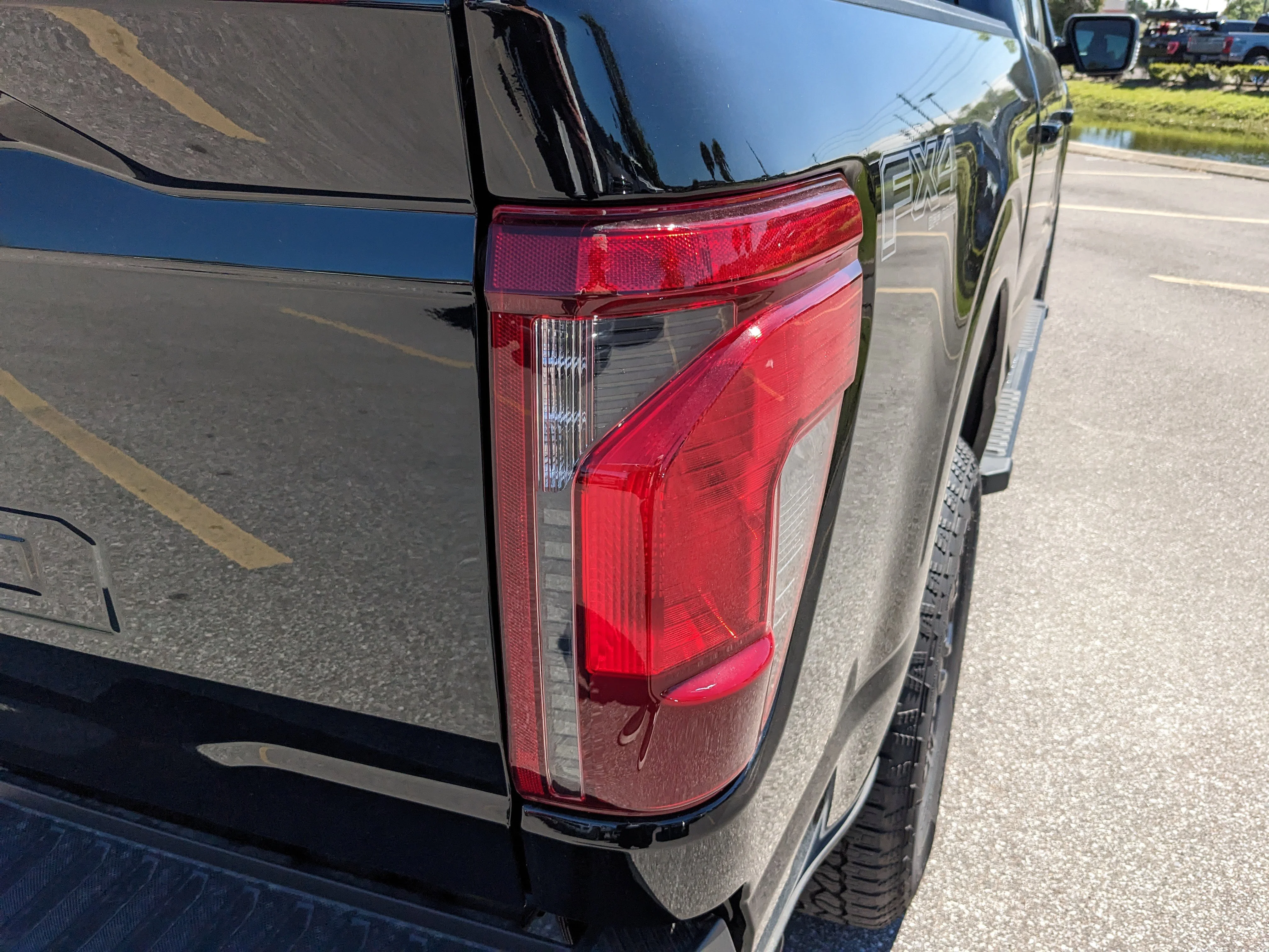 New 2026 Agate Black Metallic Ford XLT image 11