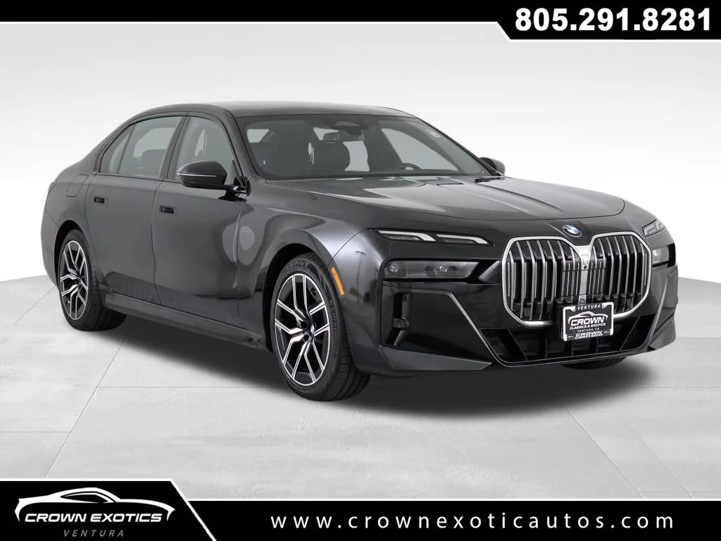 2024 BMW 7 Series 740i's photo