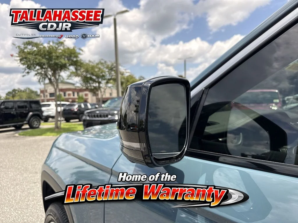 New 2026 Steel Blue Exterior Paint Jeep Limited image 12