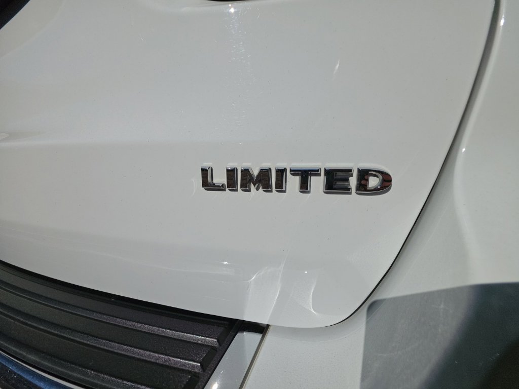 Used 2021 White Jeep Limited image 34