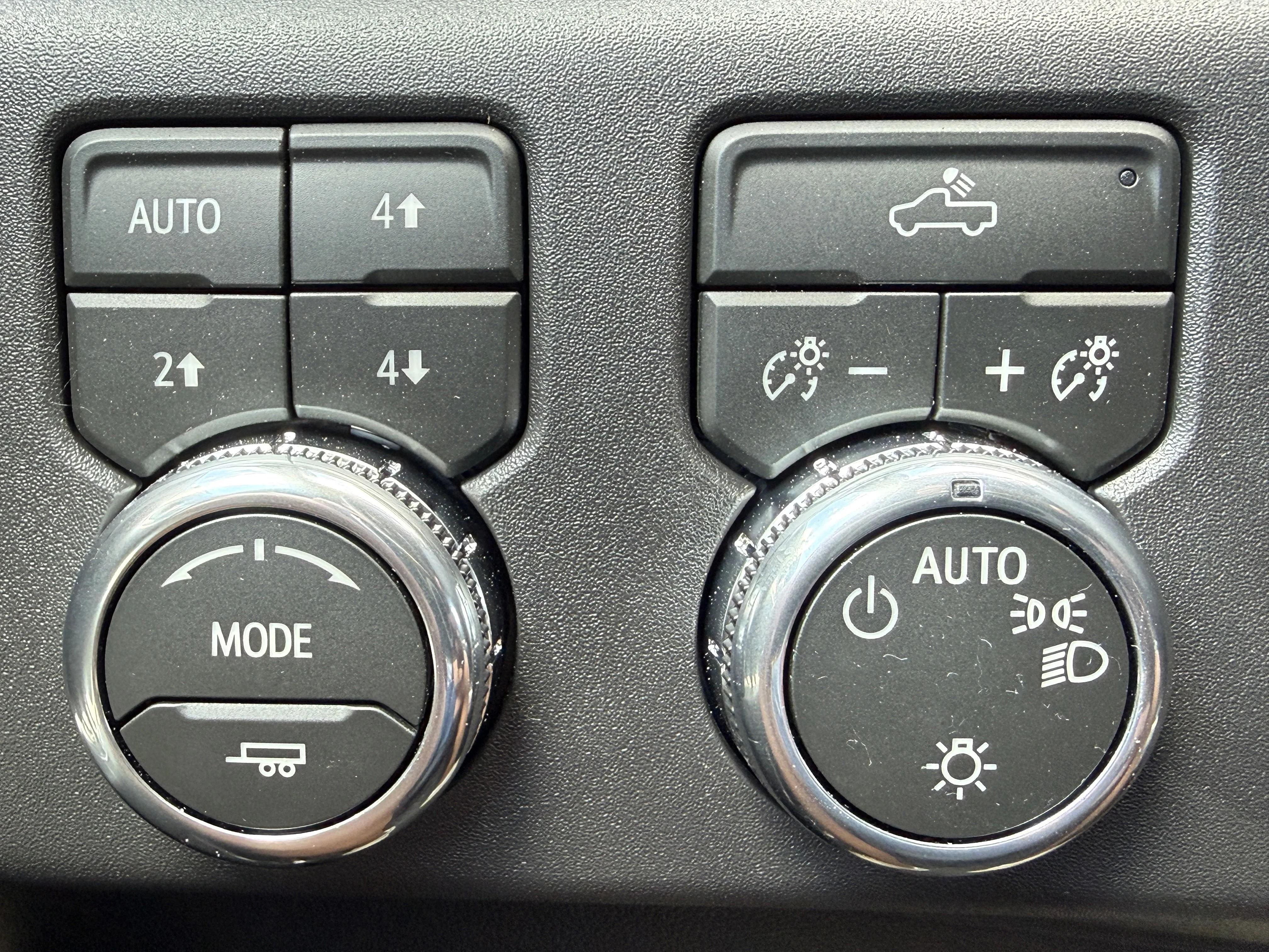 2026 GMC Sierra 1500 SLE - Photo 37