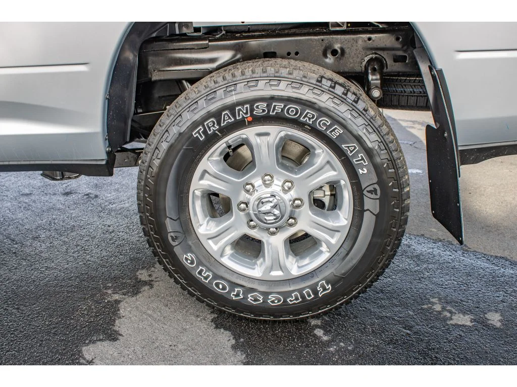2026 RAM 2500 Big Horn - Photo 8