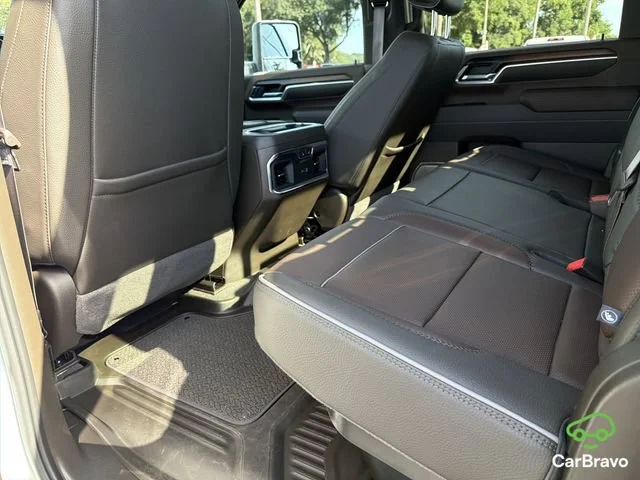 Certified Used 2025 Summit White GMC Denali image 11