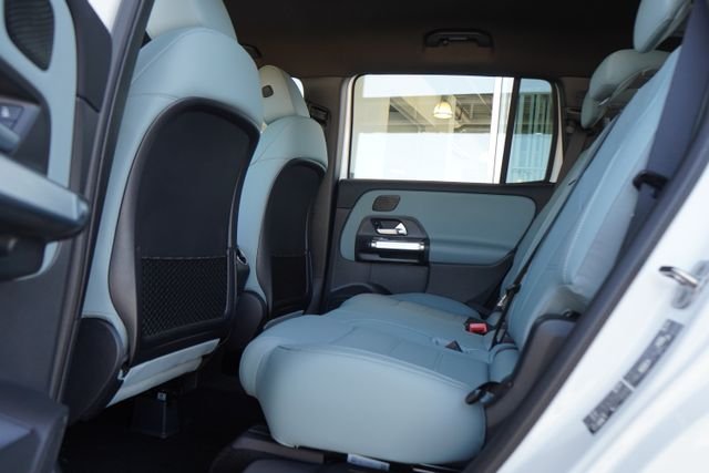 Used 2026  Mercedes-Benz GLB 250 image 26