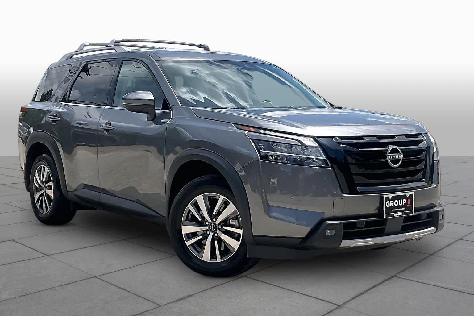 Pre-Owned 2024 Nissan Pathfinder SL