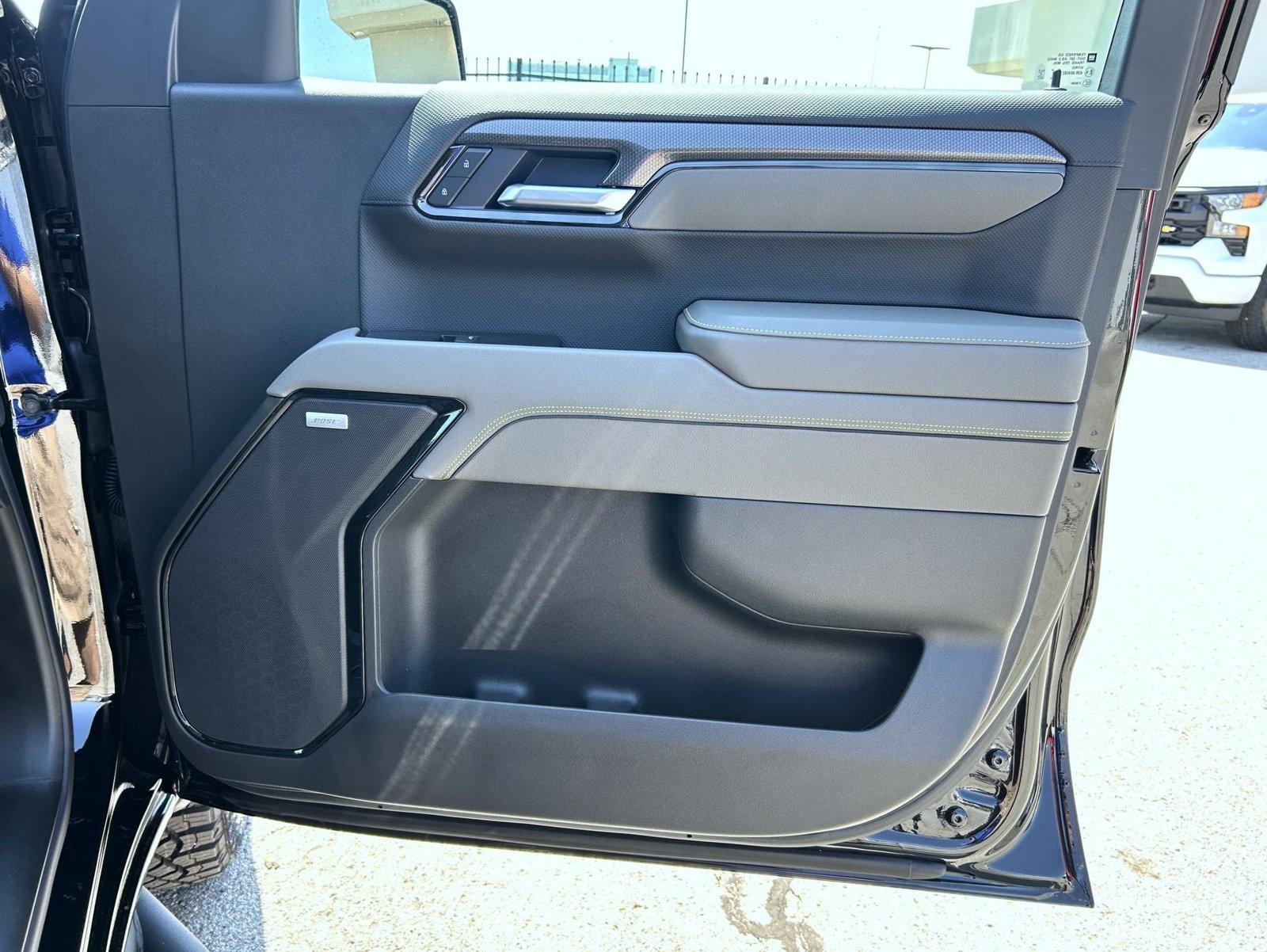 2026 Chevrolet Silverado 1500 ZR2 - Photo 15