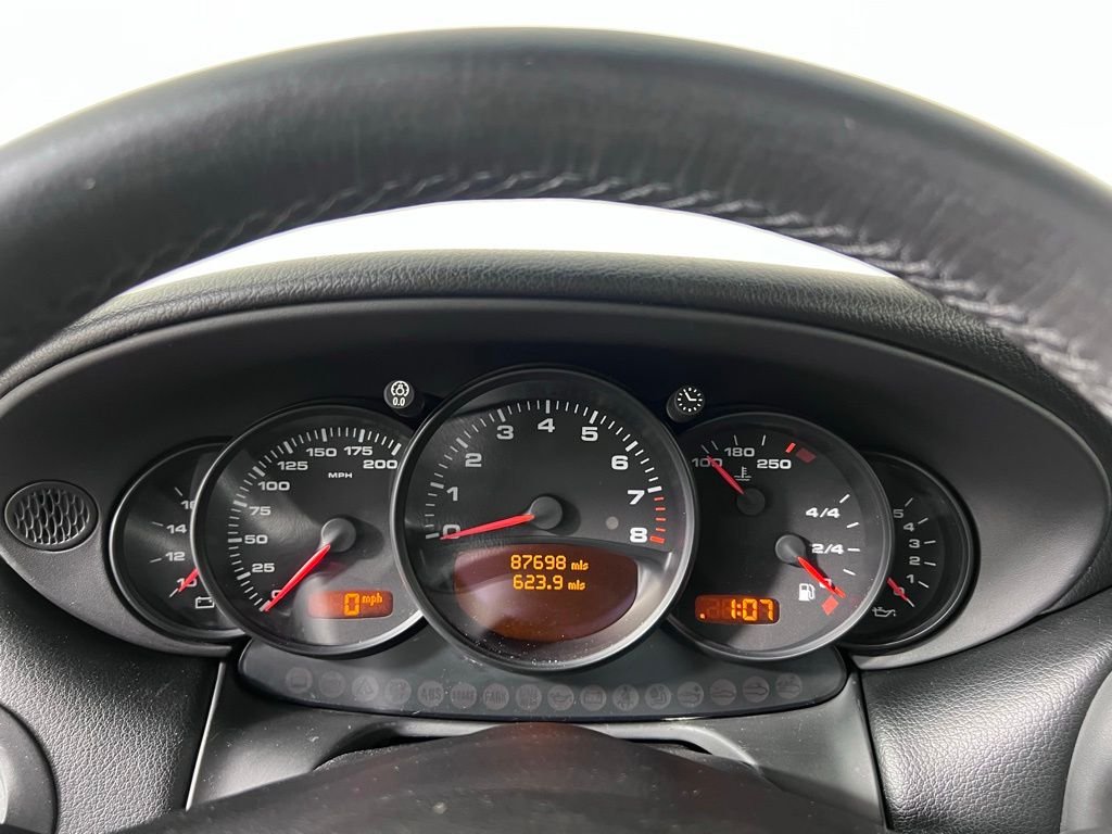 Used 2003  Porsche Carrera image 29