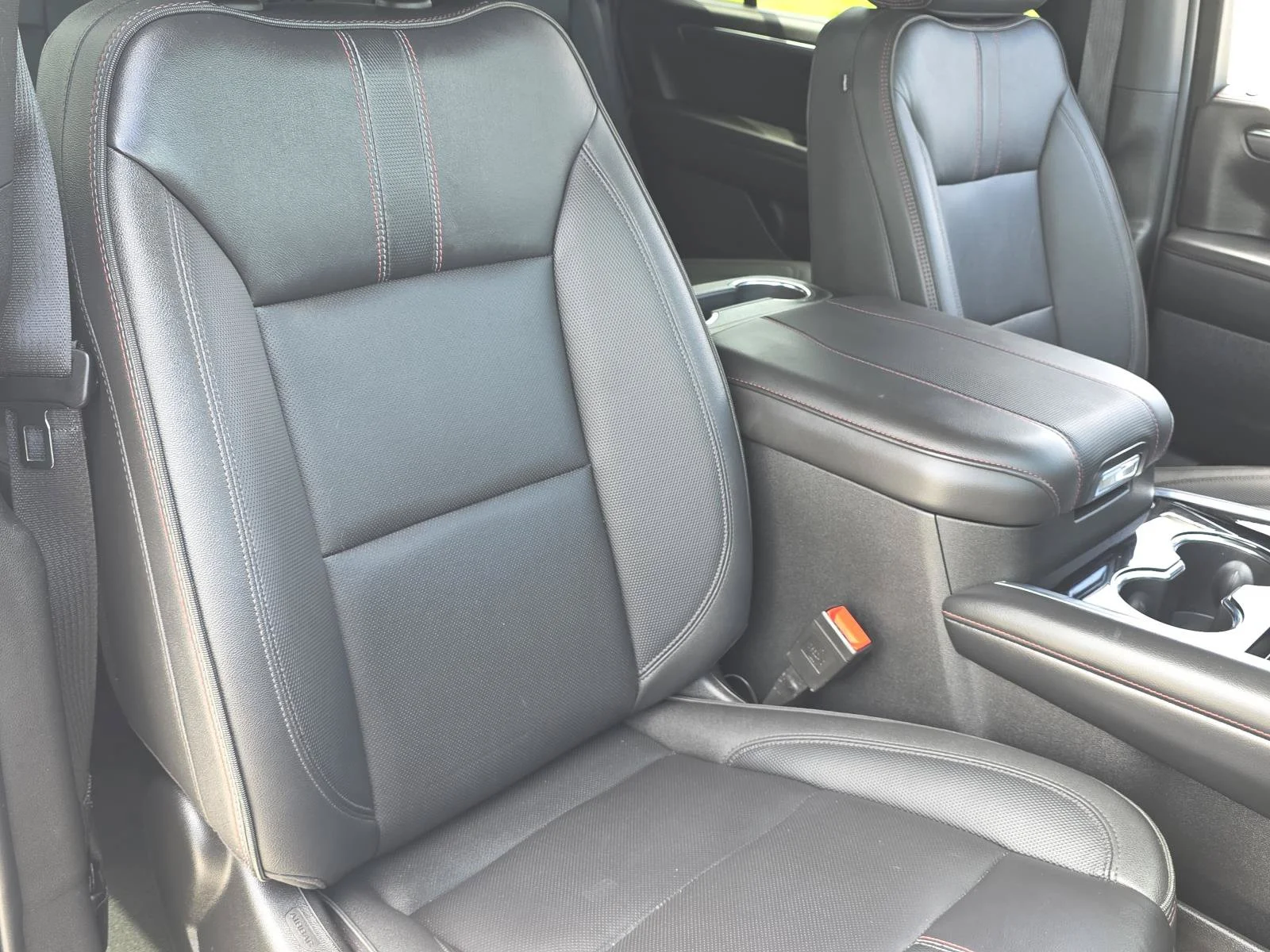Used 2025 Sterling Gray Metallic Chevrolet RST image 18