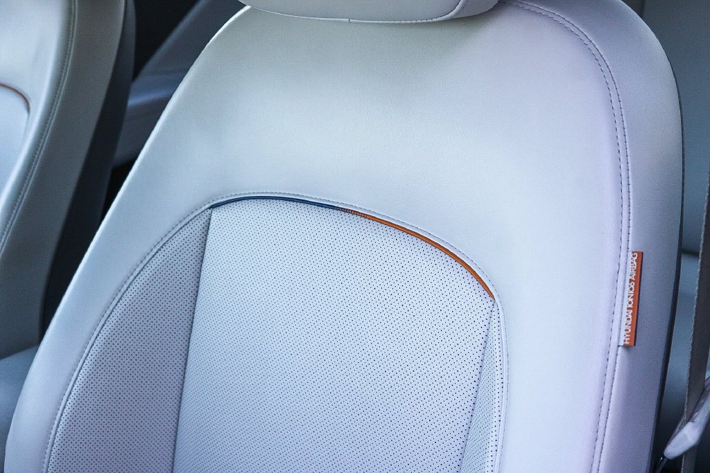 Certified Used 2023 White Hyundai SEL image 22