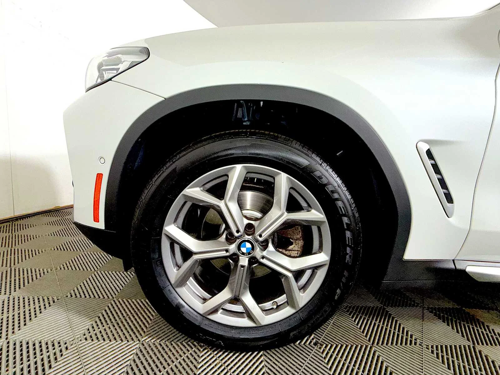 Certified Used 2023 Mineral White Metallic BMW xDrive30i image 8