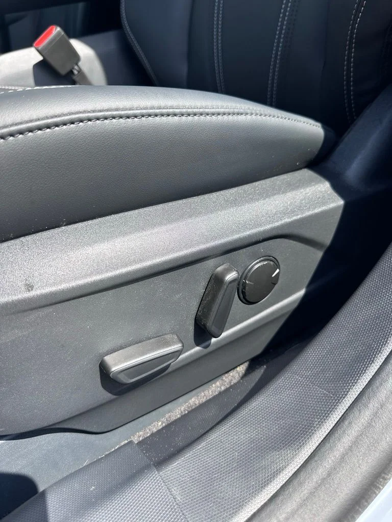 New 2024 Glacier Gray Metallic Tri-Coat Ford Select image 12