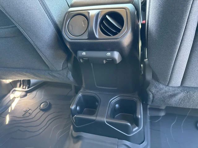 2026 Jeep Wrangler 4-Door Willys - Photo 27