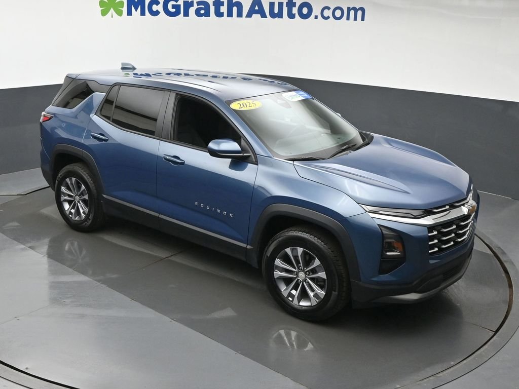 Used 2025 Blue Chevrolet LT image 3
