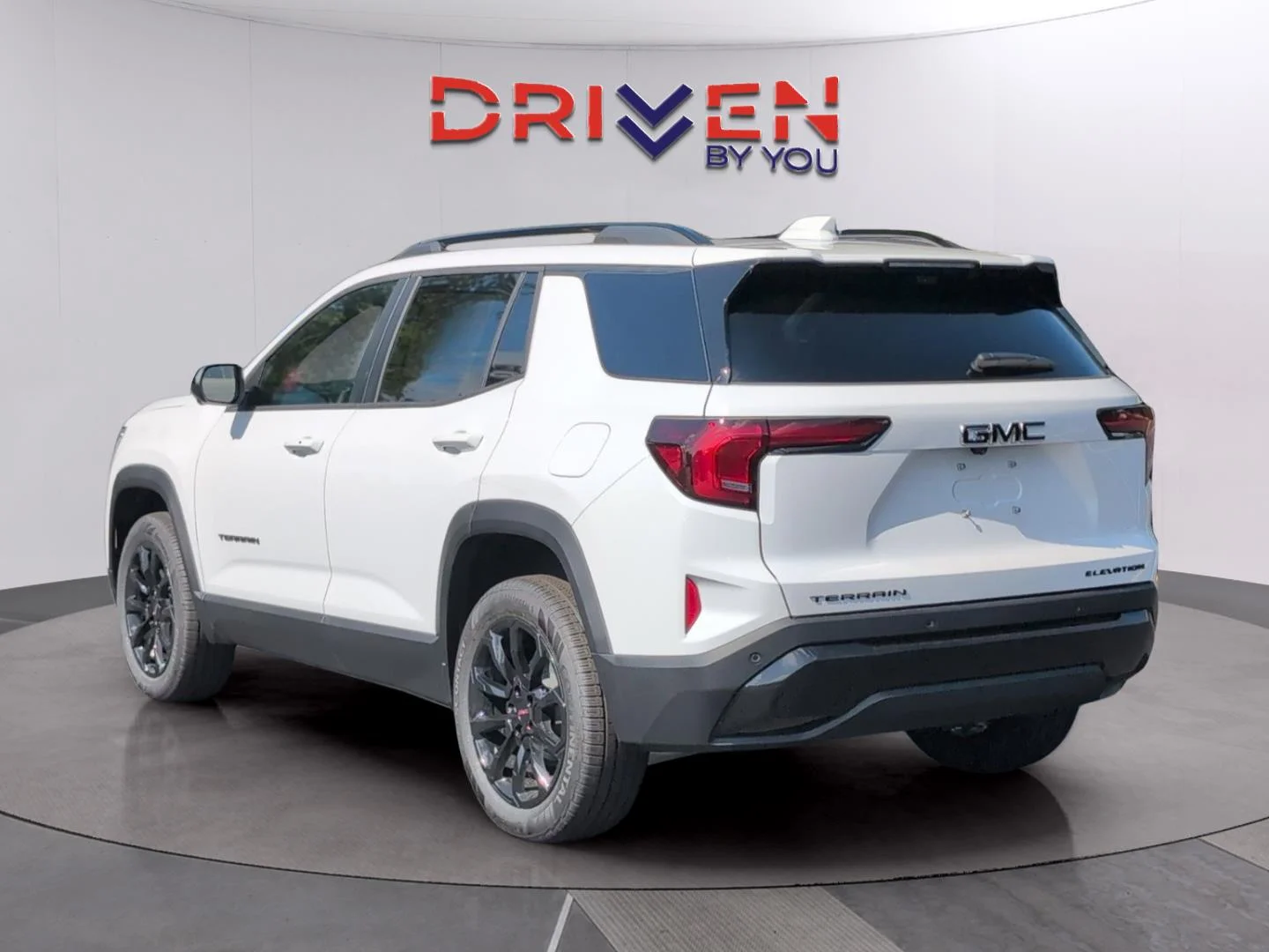 New 2026 Summit White GMC Elevation image 3