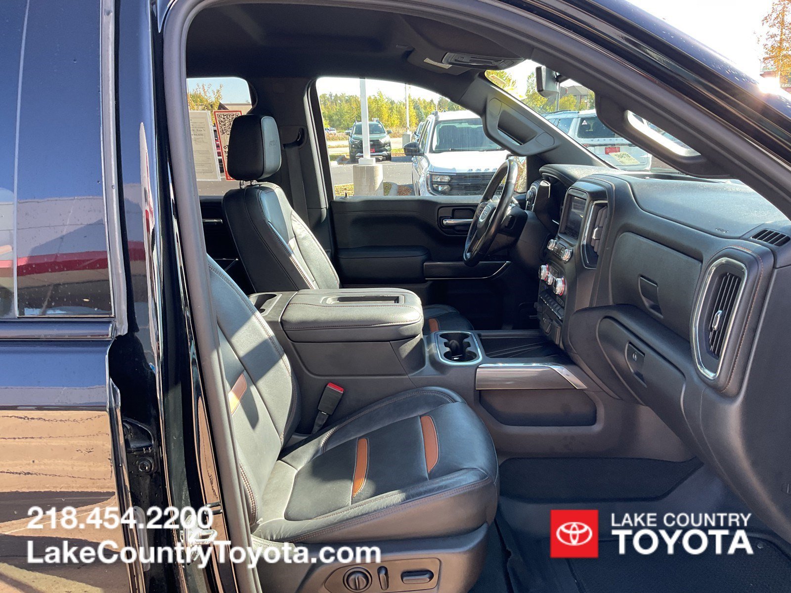 Used 2021 Onyx Black GMC AT4 image 21