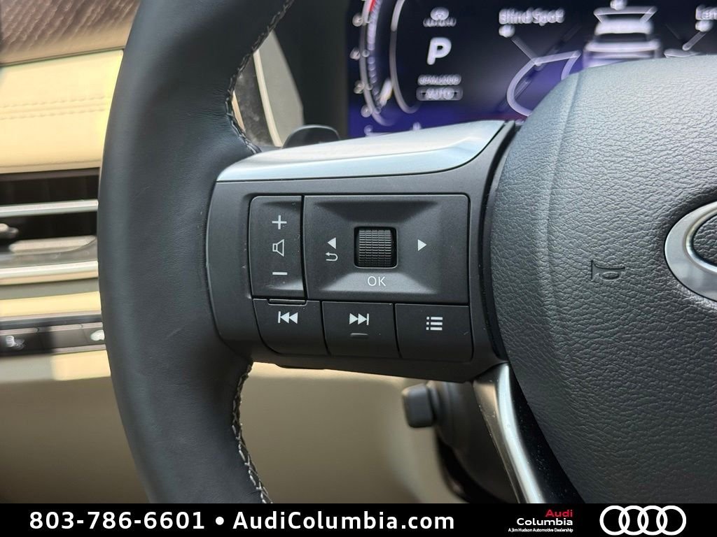 Used 2024 Silver INFINITI Sensory image 29