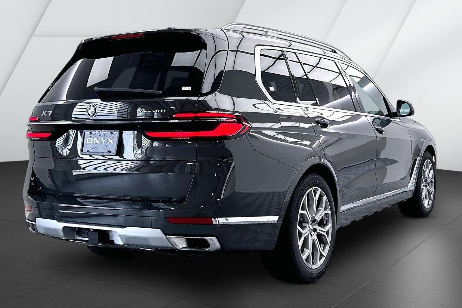New 2027 Dravit Grey Metallic BMW xDrive40i image 5