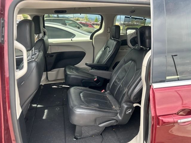 2020 Chrysler Pacifica Touring L - Photo 6