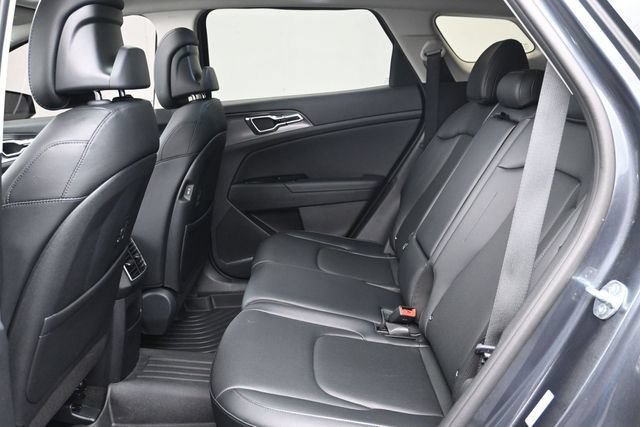 Used 2025 Gravity Gray Kia SX image 22