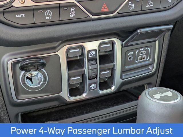 2026 Jeep Wrangler 4-Door Sahara - Photo 33