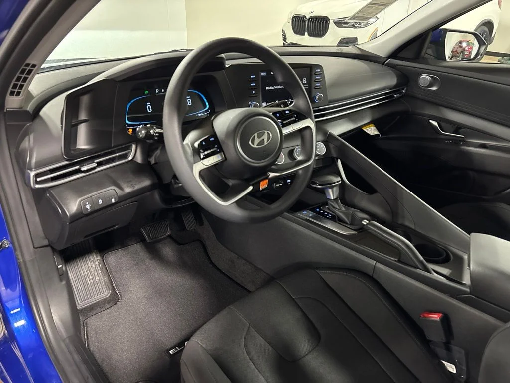 New 2025 Blue Hyundai SE image 11