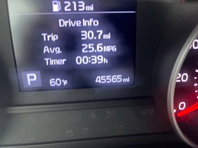 Used 2022 Sparkling Silver Kia LX image 14