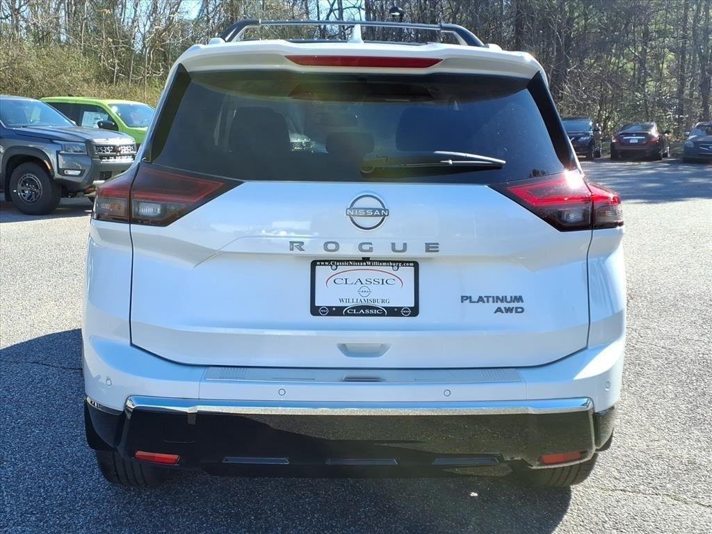 New 2026 Everest White Pearl TriCoat Nissan Platinum image 3