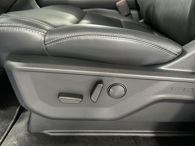 New 2027 Gray Ford Platinum image 18