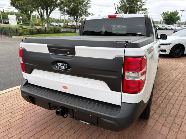 New 2026 Oxford White Ford XLT image 3
