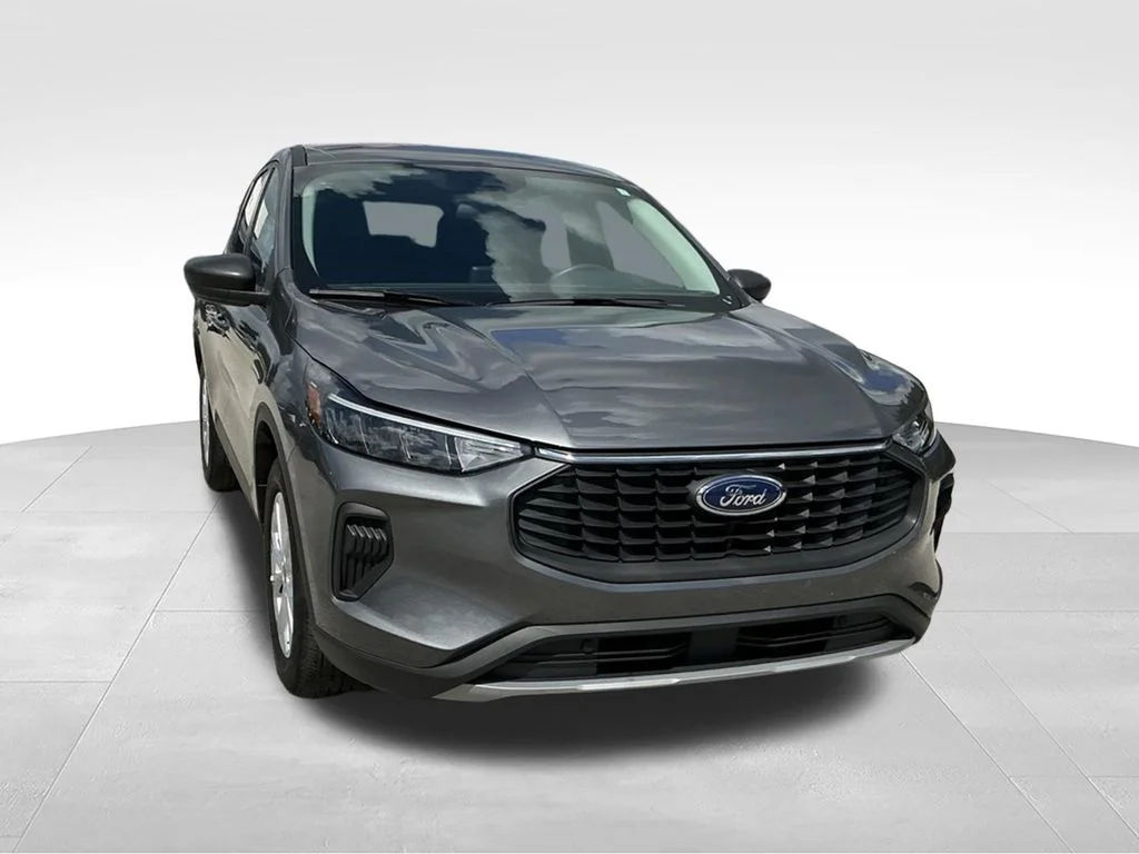 Used 2025 Gray Ford Active image 13