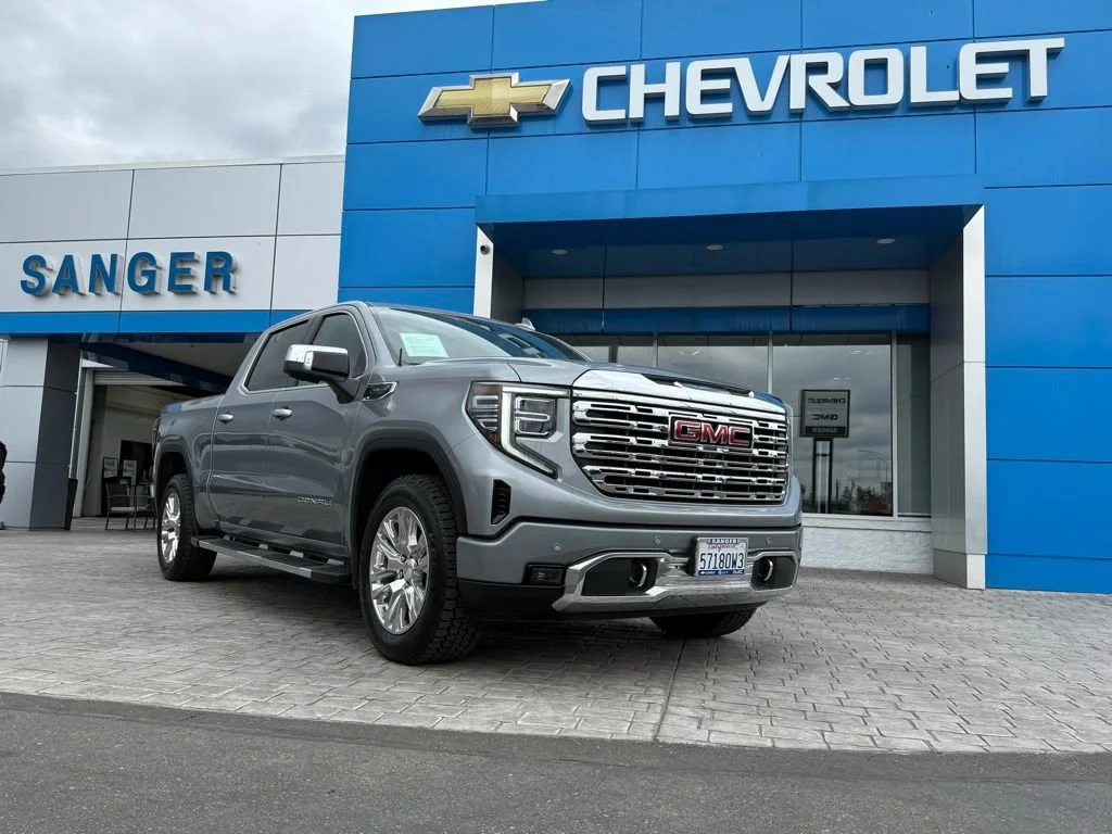 Used 2023 Sterling Metallic GMC Denali image 30