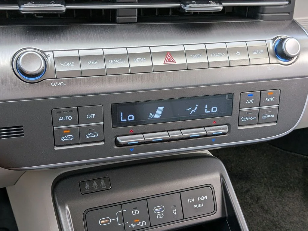 Certified Used 2026 White Hyundai SEL Premium image 20
