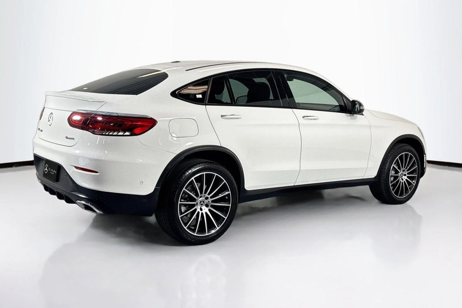 Used 2021 Polar White Mercedes-Benz GLC 300 image 5