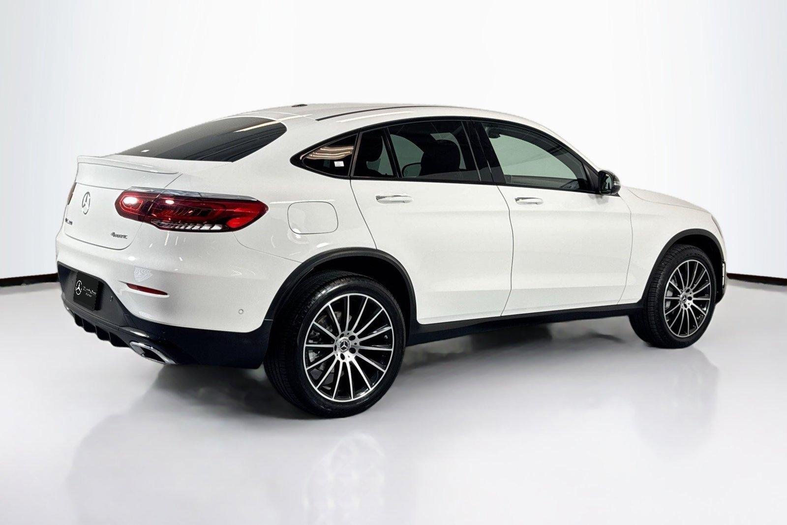 Used 2021 Polar White Mercedes-Benz GLC 300 image 5