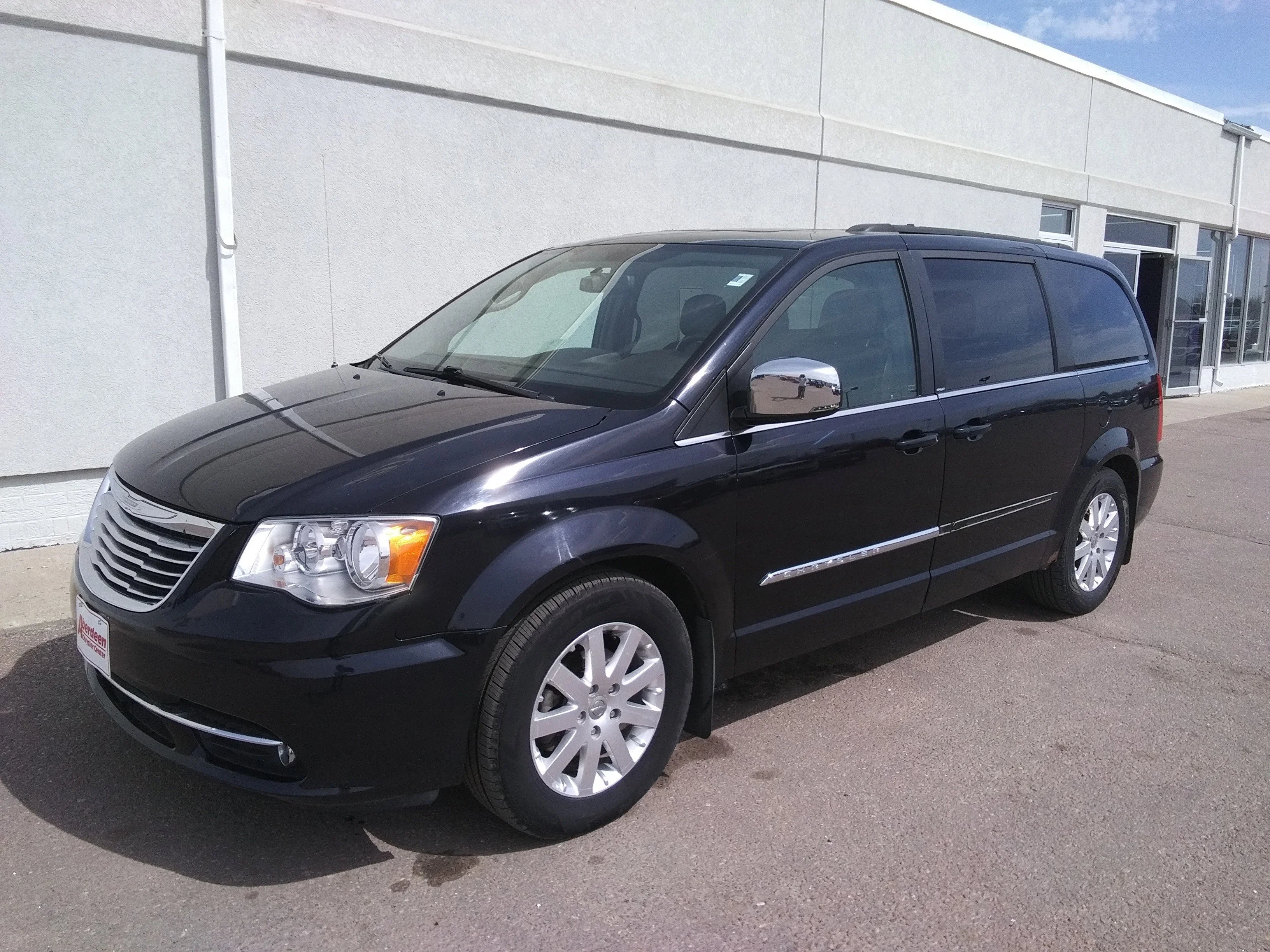 Used 2011 Chrysler Town & Country Touring-L with VIN 2A4RR8DG4BR705051 for sale in Aberdeen, SD